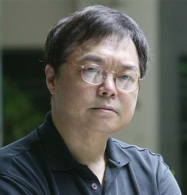 張系國教授 張系國教授