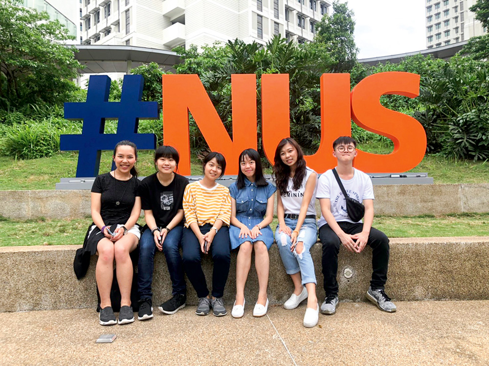 亞洲大學學生赴新加坡國立大學研習 亞洲大學學生赴新加坡國立大學研習