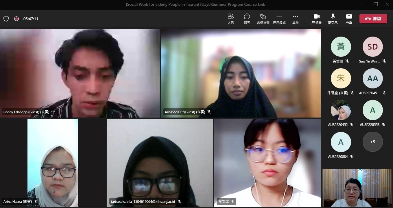 图为亚大社工系开设老人社会工作线上暑期研习营，有上榜的「世界最佳大学」排名的10校、36位学生线上参与