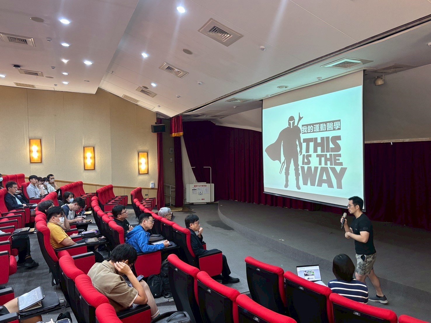 光田綜合醫院運動醫學科主任陳彥志,分享運動醫學相關臨床案例。