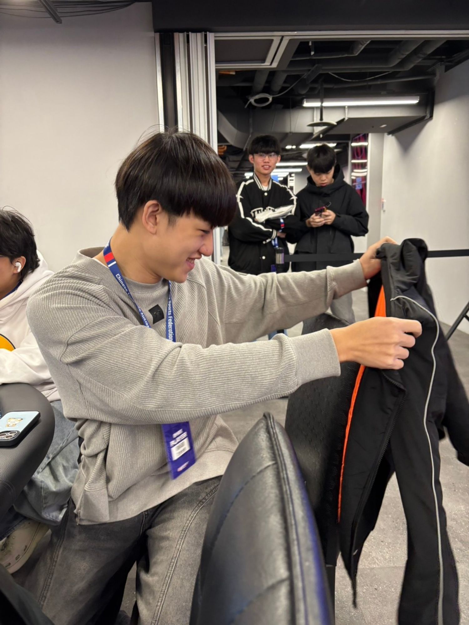 亞洲大學德州撲克競技社強調,社團成立的初衷就是翻轉「牌桌=賭博」的刻板印象。