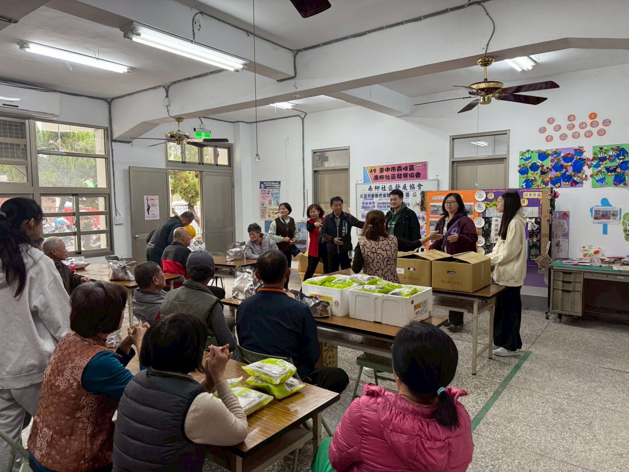 里民們對亞洲大學充滿點點滴滴的感謝