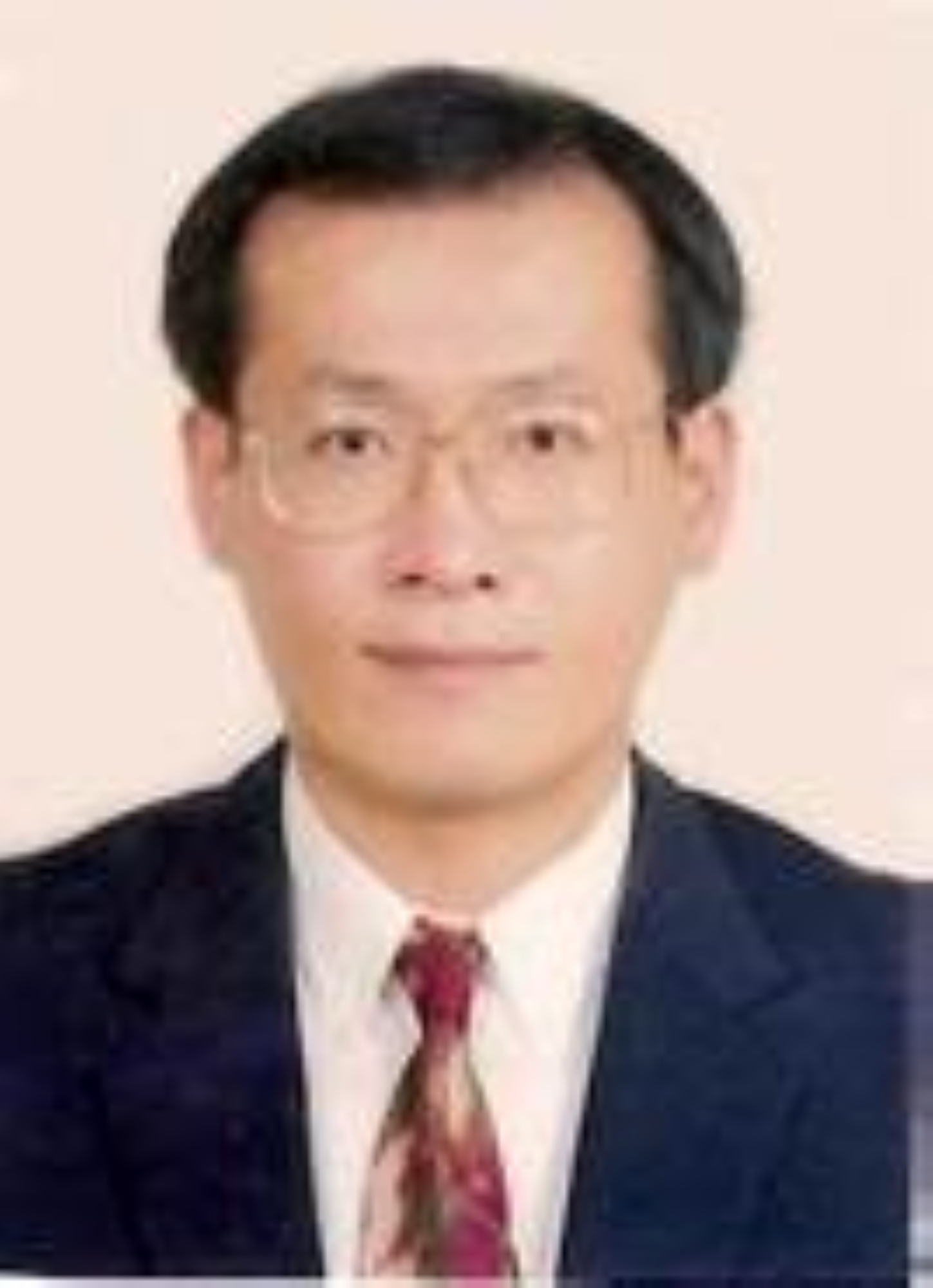 亞大資訊工程學系陳錫明講座教授,接連獲選美國國家人工智慧科學院及歐洲工程院院士。
